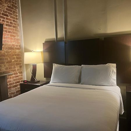 The Skylight Hotel Greenville Exterior foto