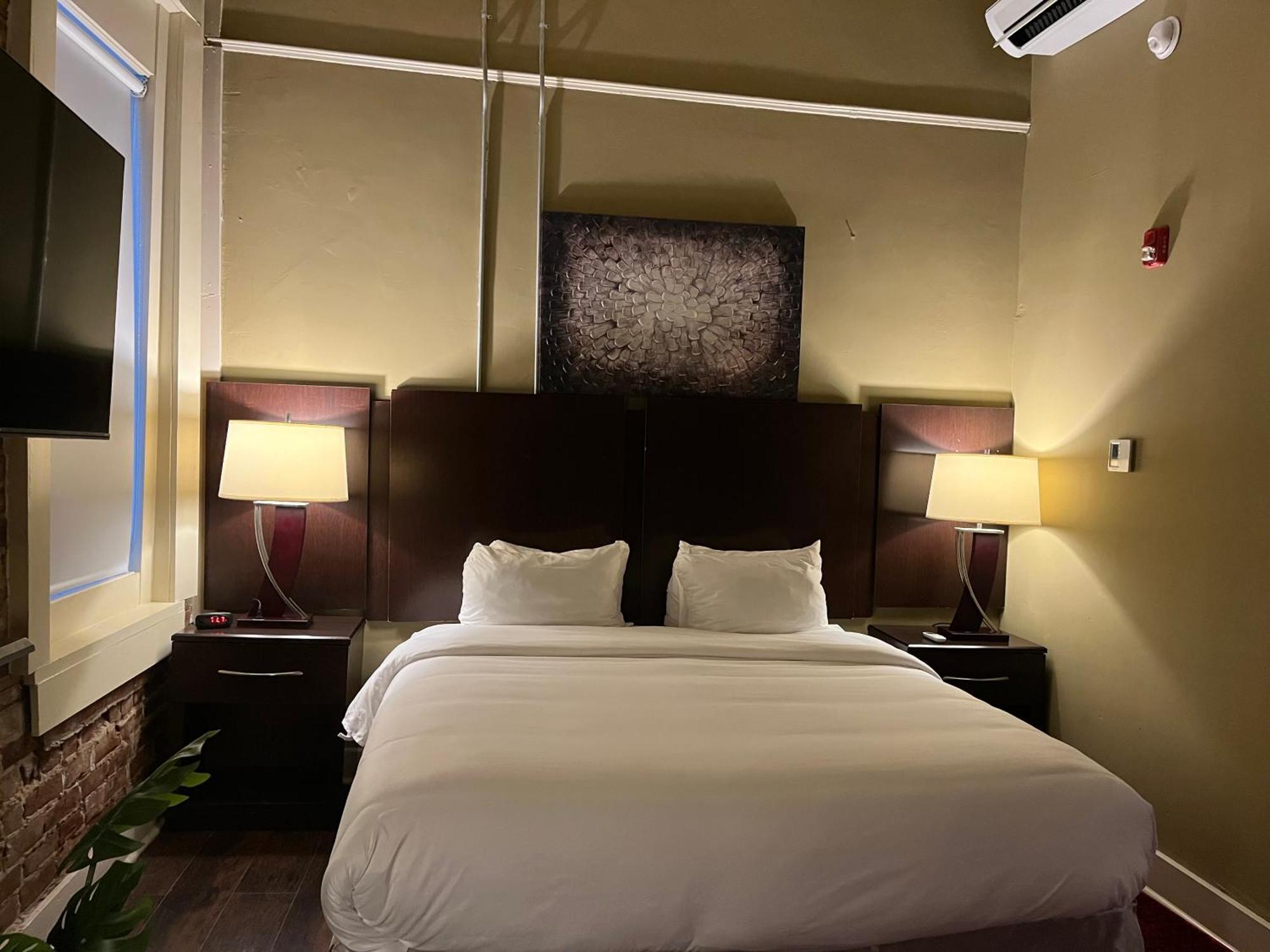 The Skylight Hotel Greenville Exterior foto