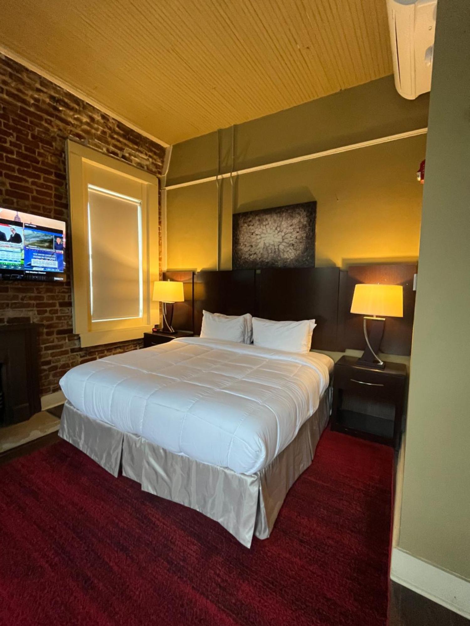The Skylight Hotel Greenville Exterior foto
